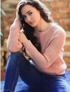 Elite escort service in Kamrej for home and hotel visits